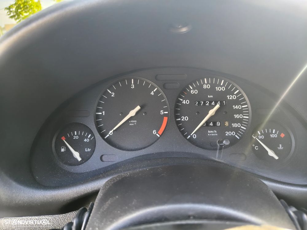 Opel Corsa 1.5 TD - 9