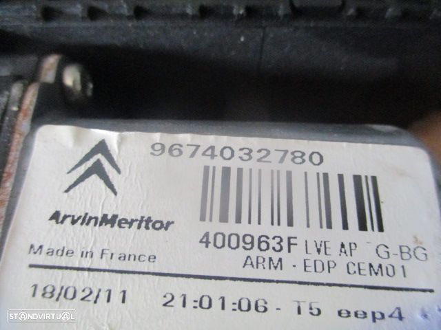 Motor Elevador Vidro 9674032780 CITROEN C4 PICASSO 2011 1.6HDI 112CV 5P CINZA FE - 2