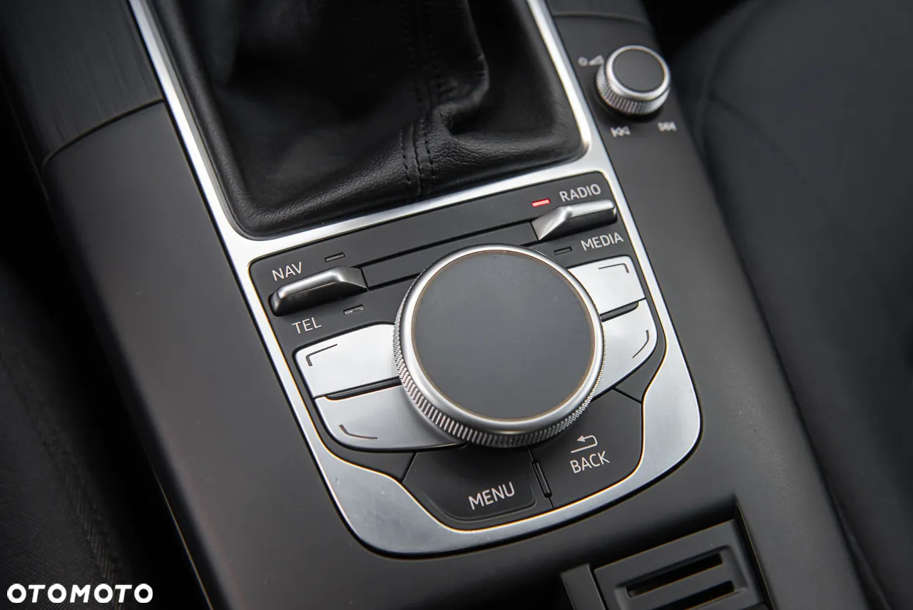 Audi A3 1.4 TFSI Ambiente - 22
