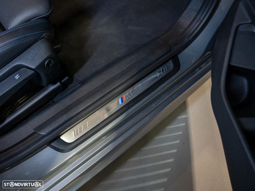 BMW 320 d Pack Desportivo M Auto - 15