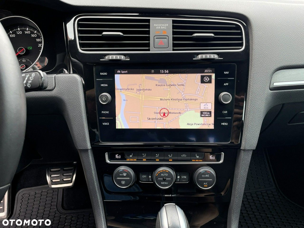 Volkswagen Golf GTI 2.0 TSI OPF DSG Performance - 20
