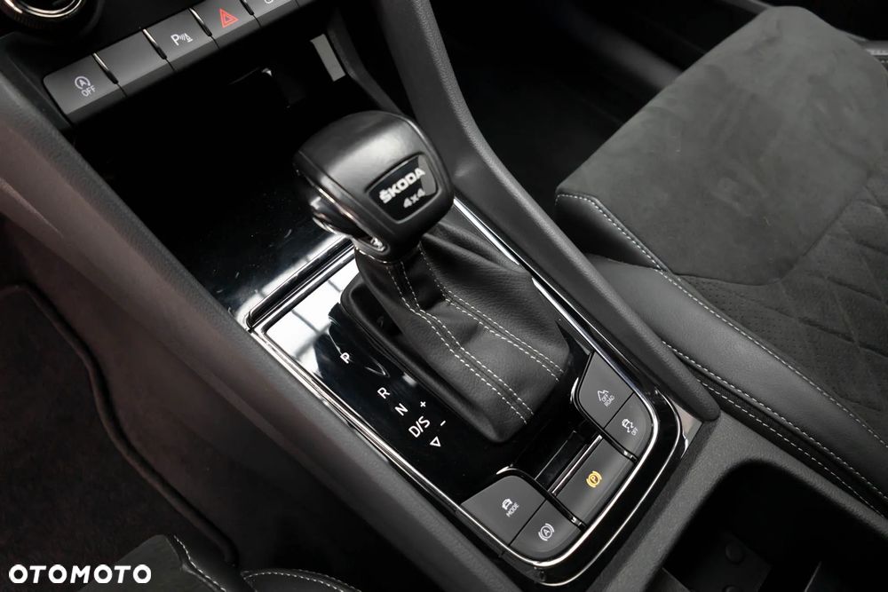 Skoda Kodiaq 2.0 TSI 4x4 DSG Sportline - 32