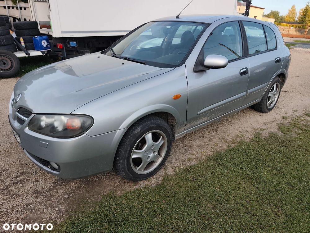 Nissan Almera 2005 photo 2
