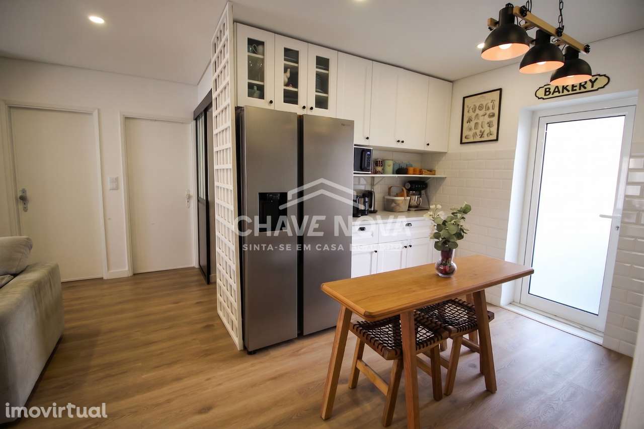 T3 c/ Lugar de Garagem em Mafamude (Estação de Metro “D. João II”) - Grande imagem: 4/51