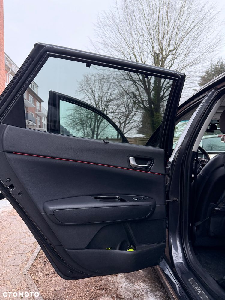 Kia Optima 1.7 CRDI L DCT - 17