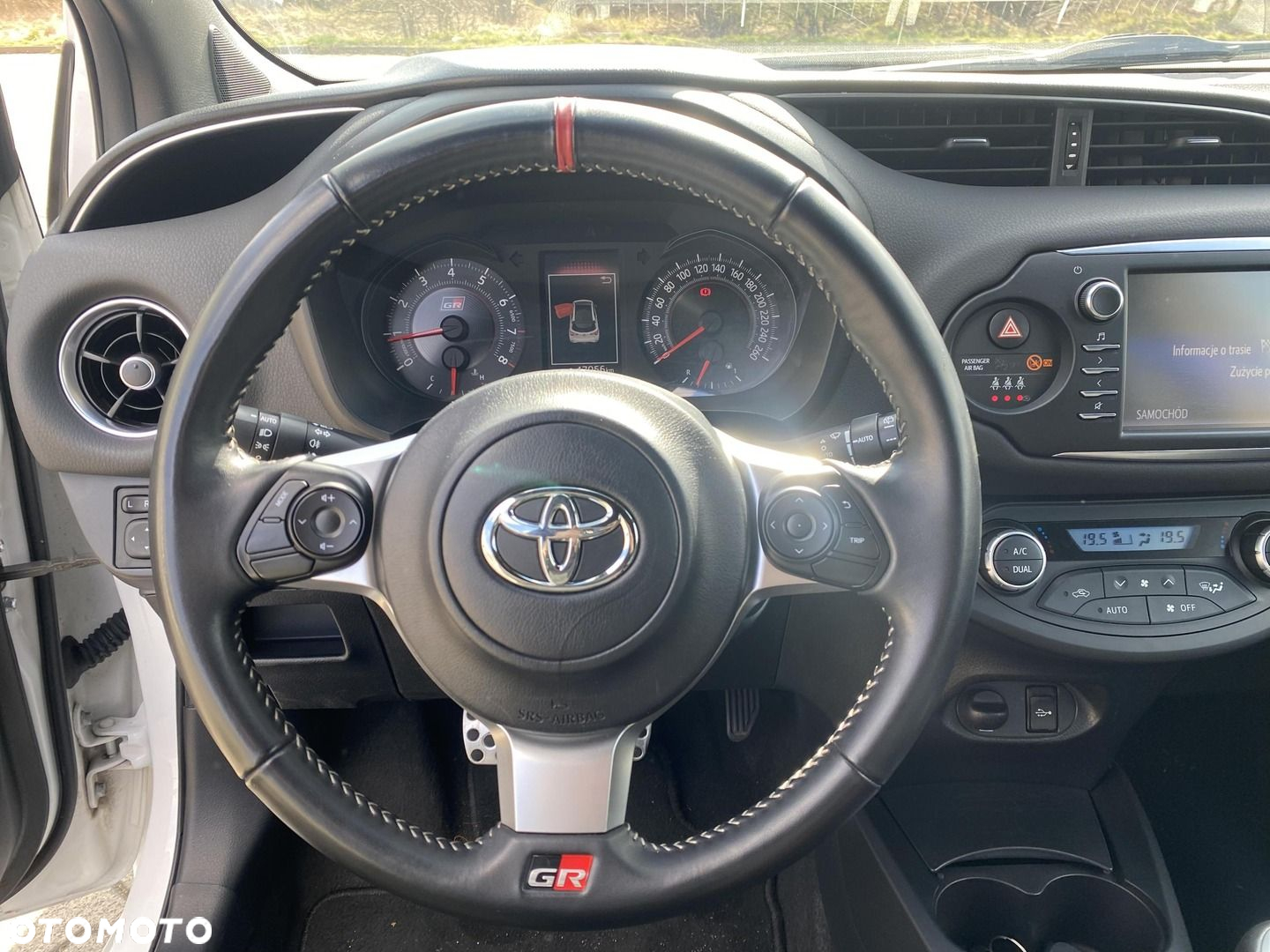 Toyota Yaris 1.8 GRMN - 18