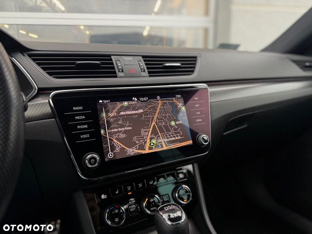 Skoda Superb 2.0 TDI SCR 4x4 Sportline DSG - 20