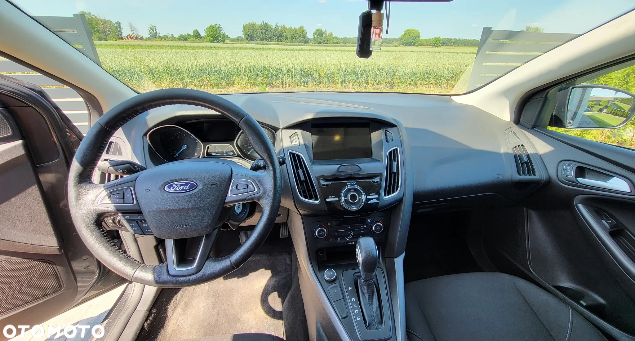 Ford Focus - 21