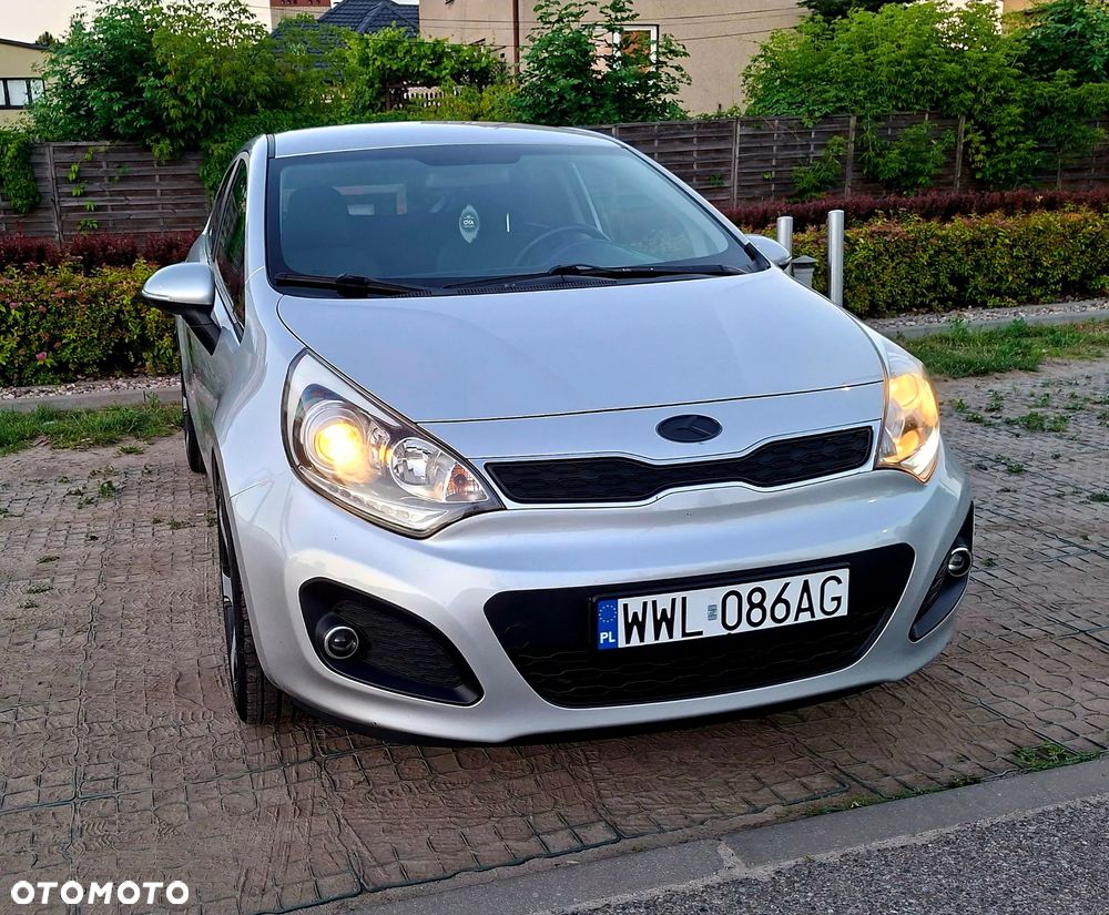 Kia Rio 1.2 XL - 2