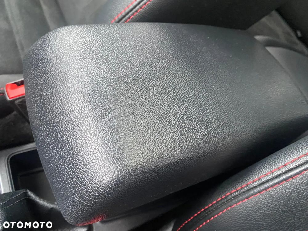 Ford EcoSport 1.0 EcoBoost ST-LINE - 37