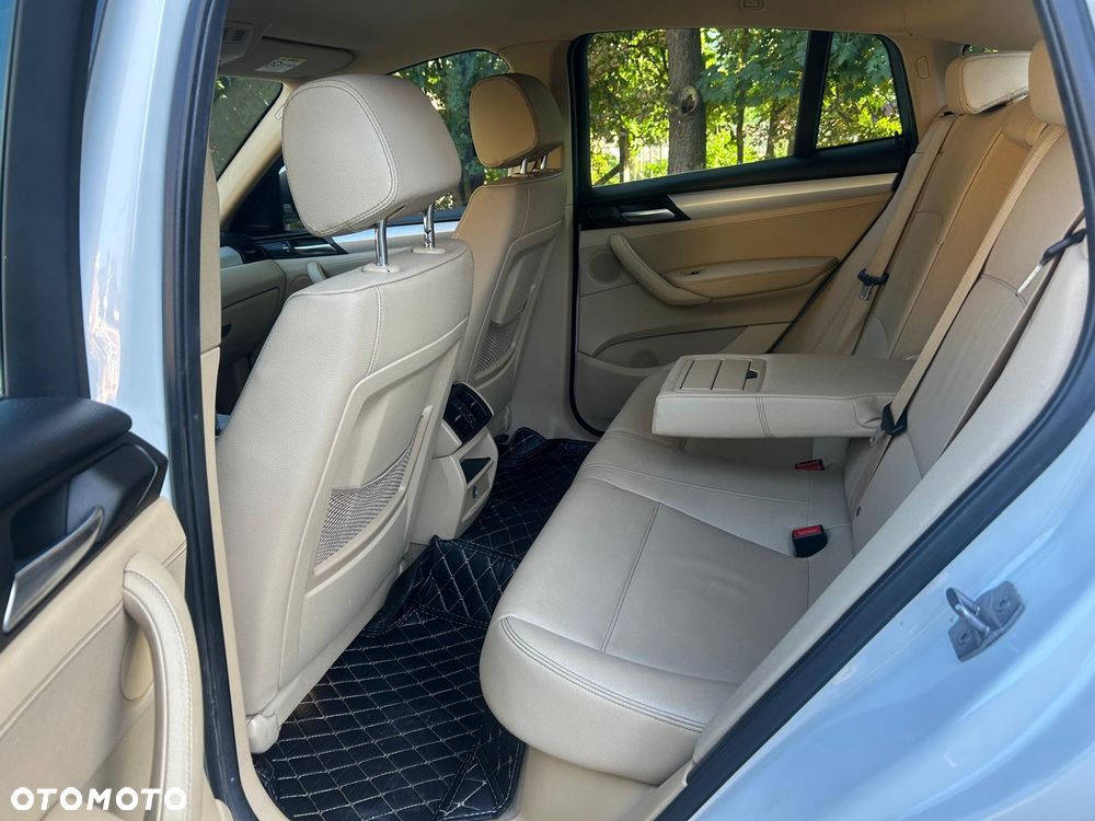 BMW X4 xDrive20d Advantage - 10