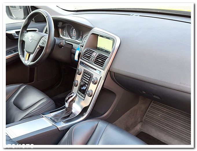 Volvo XC 60 - 22