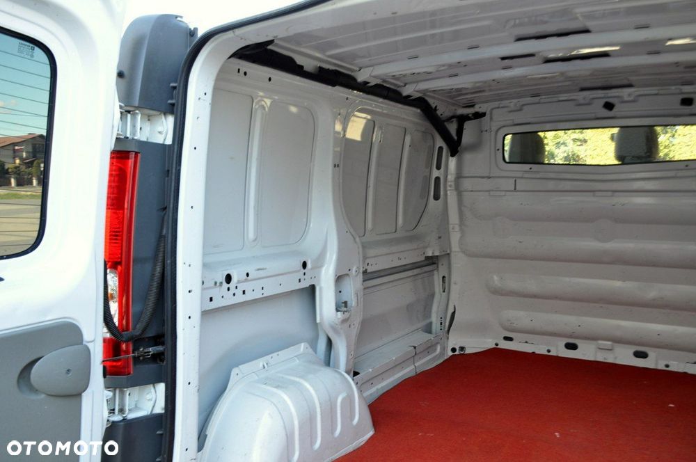 Opel Vivaro - 30