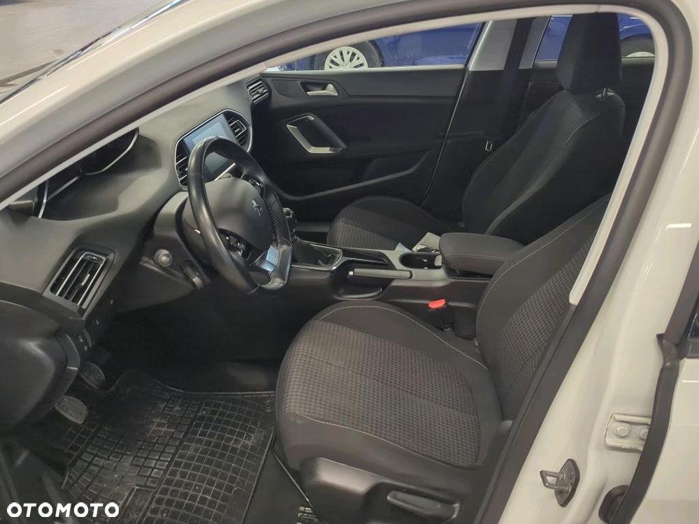 Peugeot 308 1.5 BlueHDi Access S&S - 5