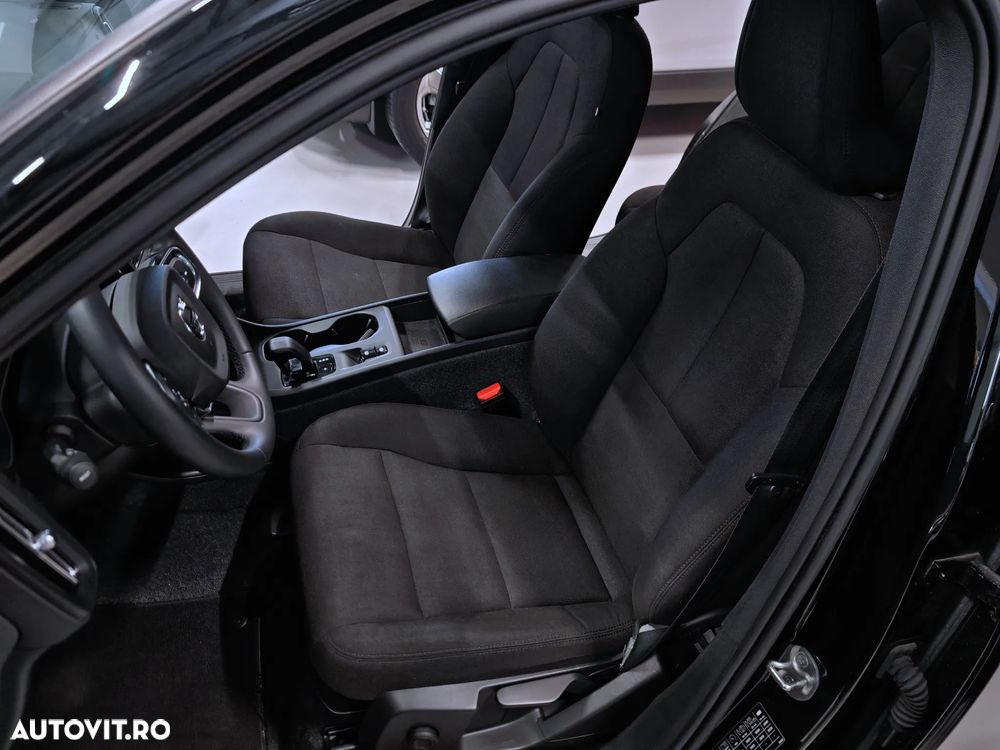 Volvo XC 40 T4 Recharge DKG Essential - 11