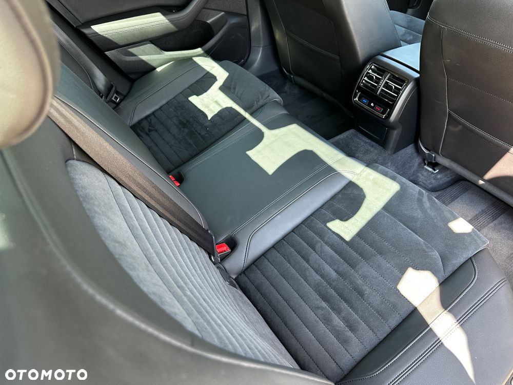 Volkswagen Passat 2.0 TDI SCR 4Mot DSG Highline - 10