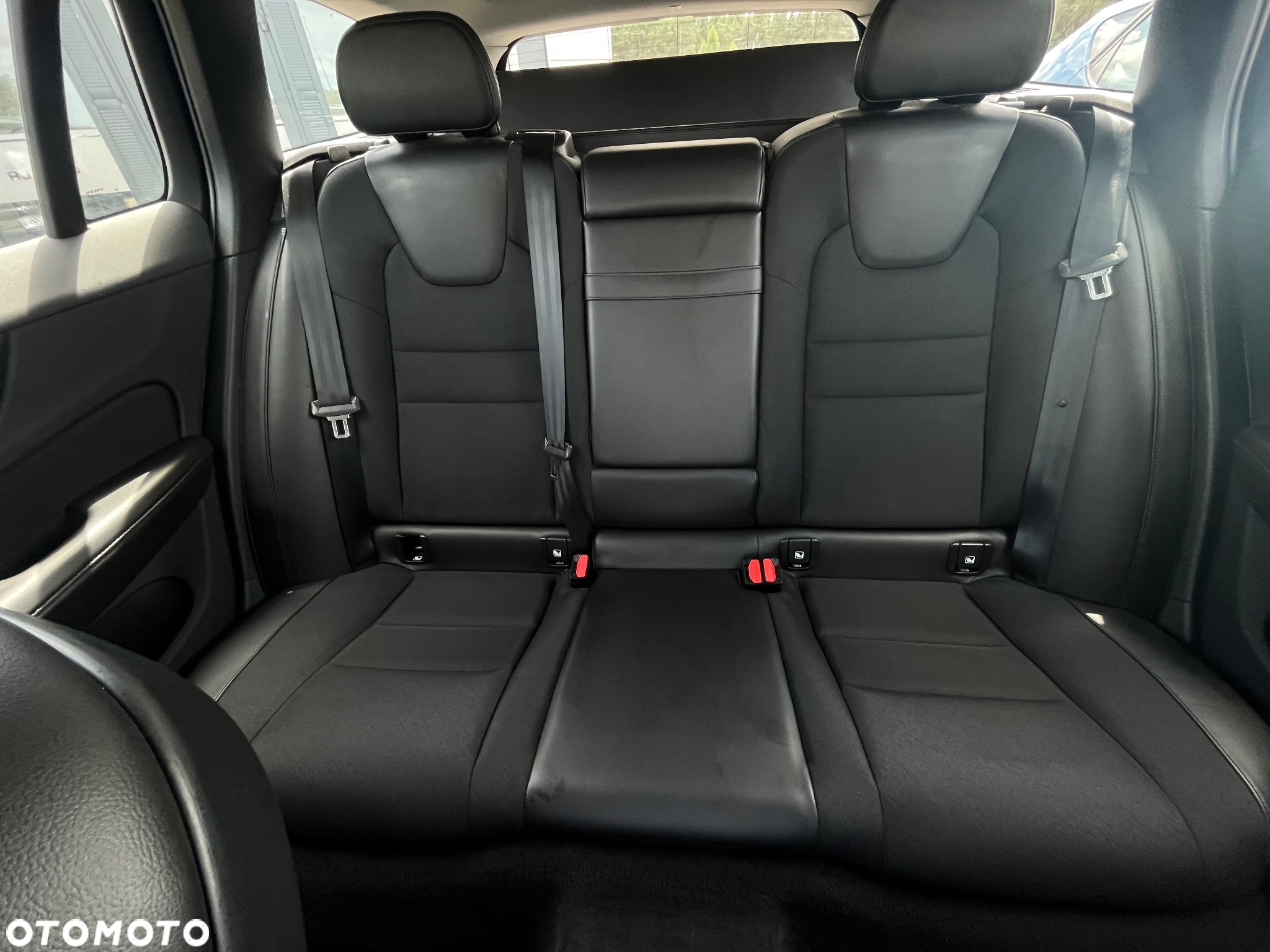 Volvo V60 D3 Momentum Pro - 24