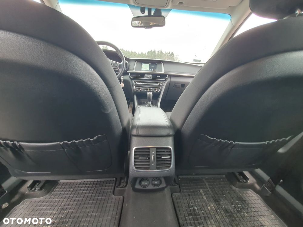 Kia Optima 1.7 CRDI M - 10
