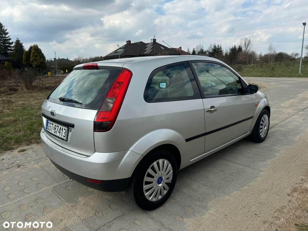 Ford Fiesta - 5