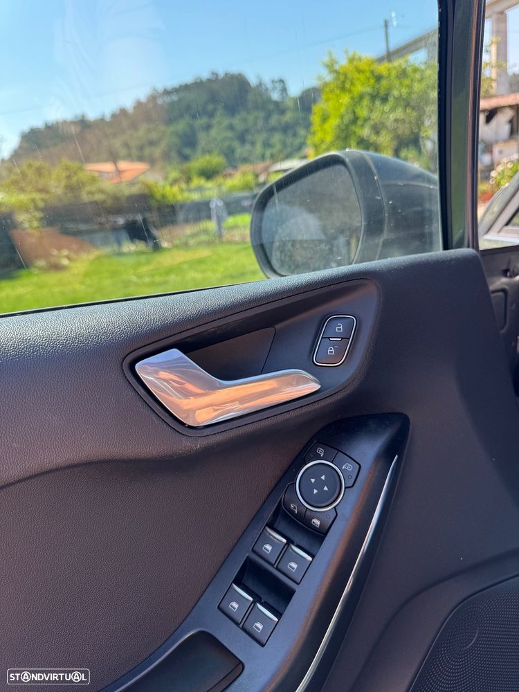 Ford Fiesta 1.0 EcoBoost Titanium - 13