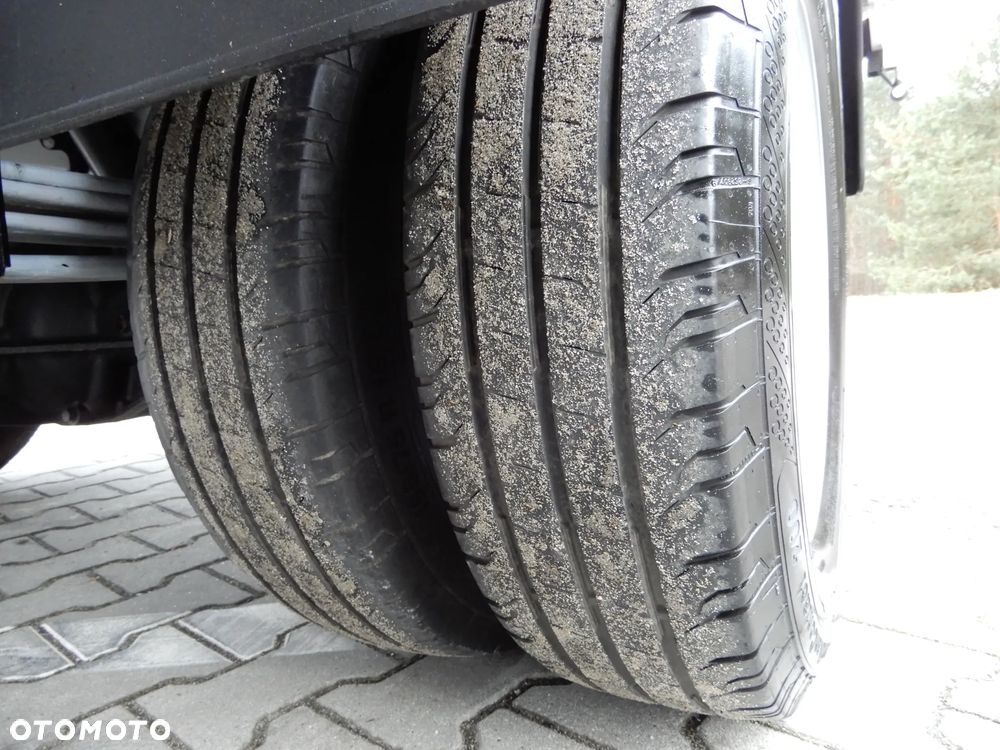 Iveco DAILY 163 KM Firana Obustronna Skrzynia 4327 mm 8 E.Palet WZMACNIANY 60 Tys Przebieg Serwis ASO Stan Jak NOWY POLECAM - 23