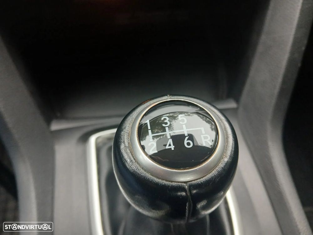 Honda Civic 1.5 i-VTEC Elegance Navi - 26