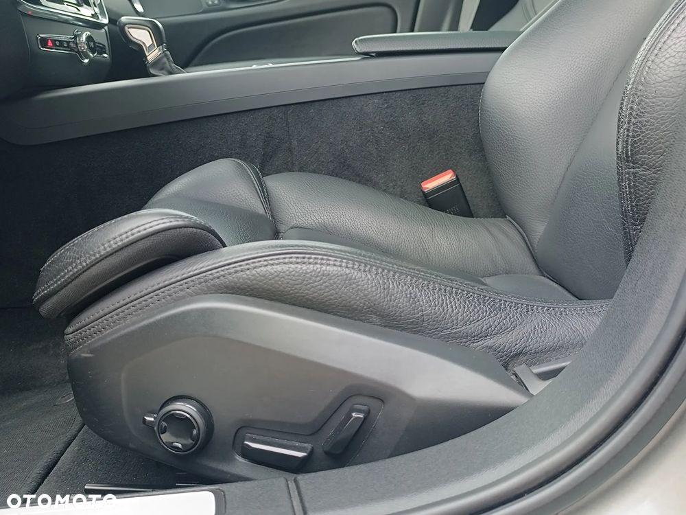 Volvo V60 D4 AWD Geartronic Inscription - 9