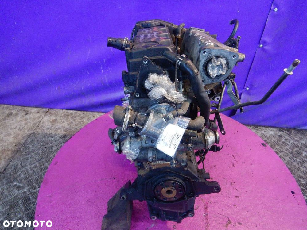 ALFA ROMEO 147 SILNIK 1.9JTD 937A2000 TEST KOMPRES - 2