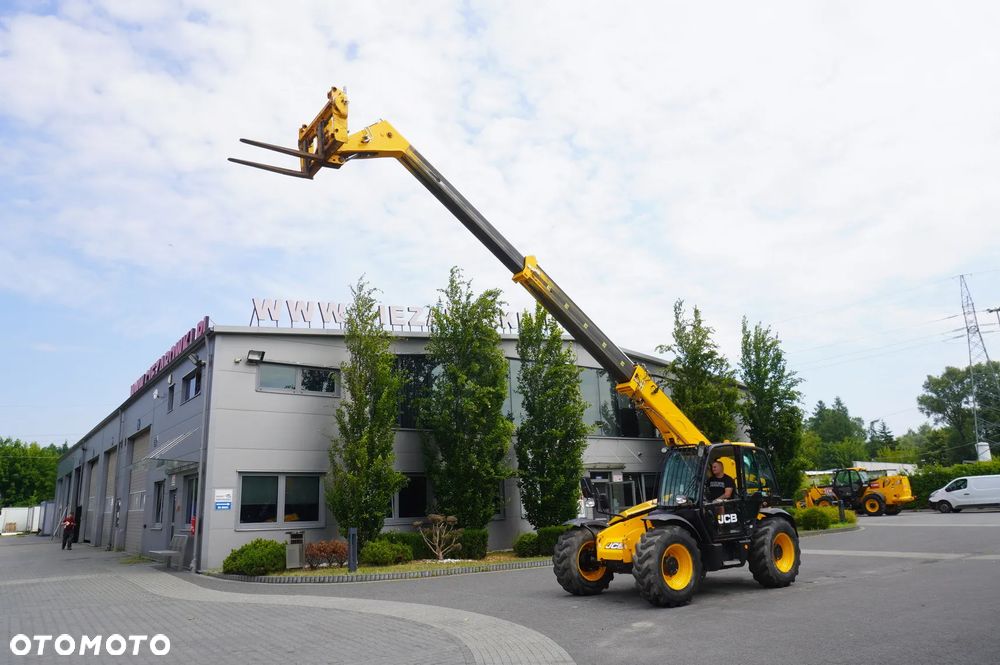 JCB 535-95 / 2021 / 3,5 t / zasięg 9,5 m / joystick - 20