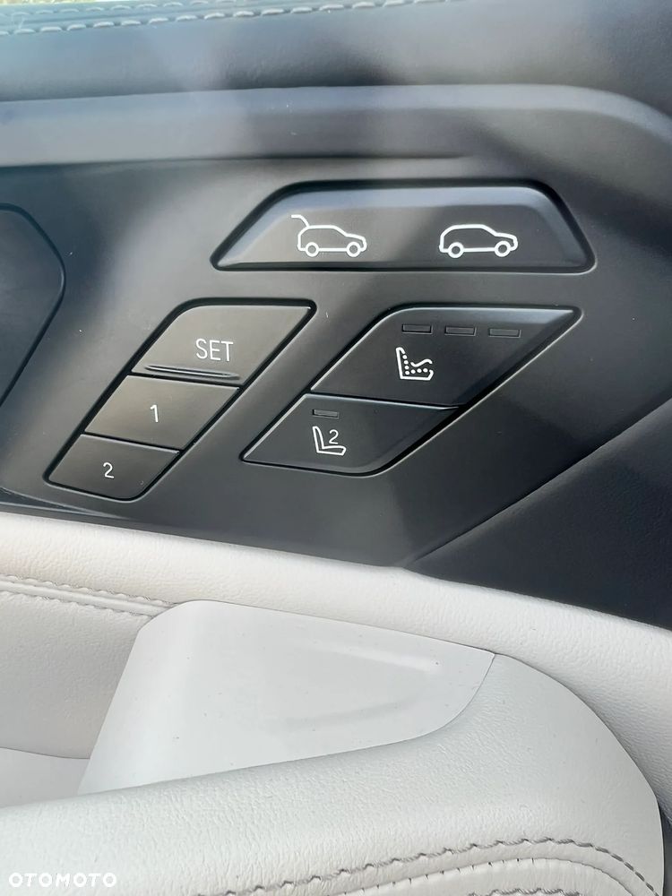 BMW X6 xDrive40d mHEV - 9