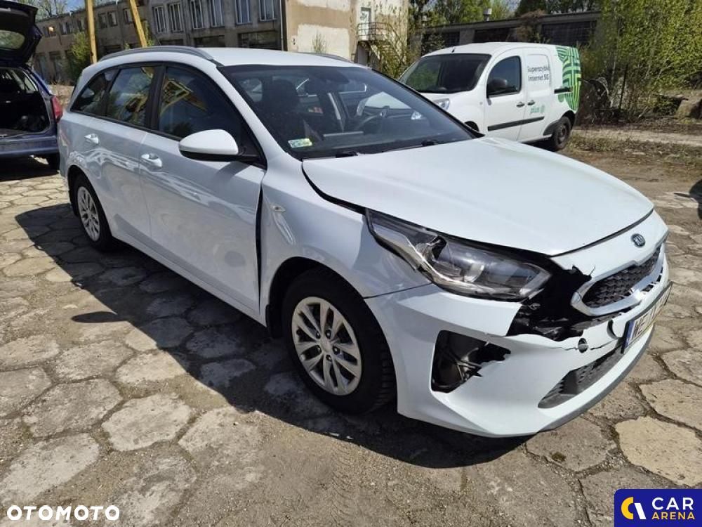 Kia Ceed - 7