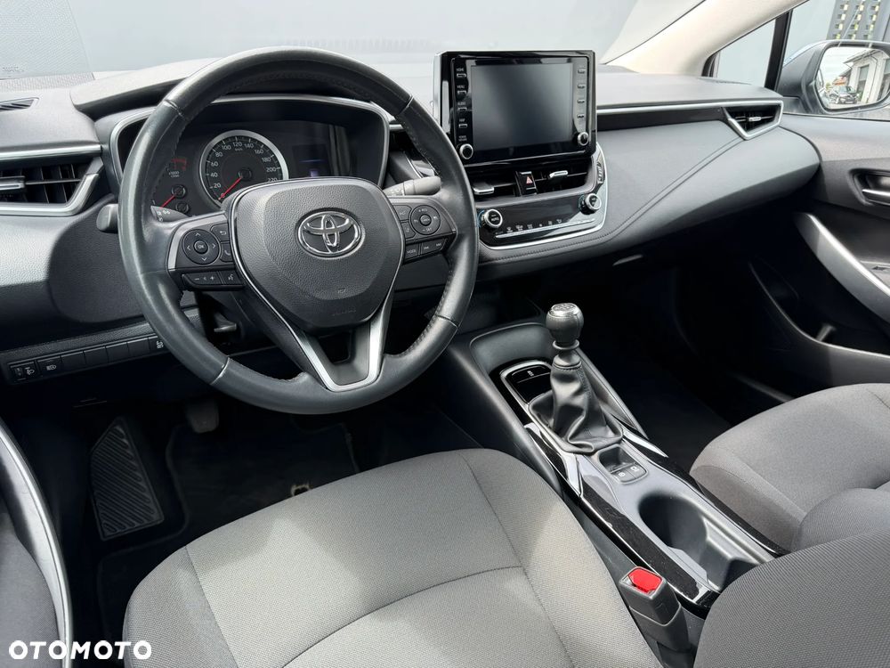 Toyota Corolla 1.5 Comfort - 11