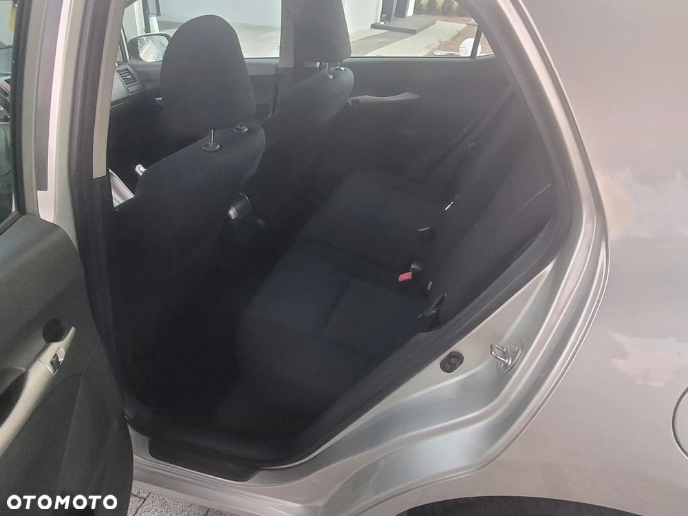 Toyota Auris - 13