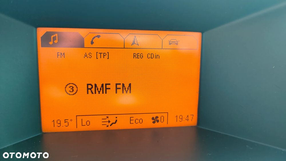 Opel Astra 1.9 CDTI DPF Cosmo - 9