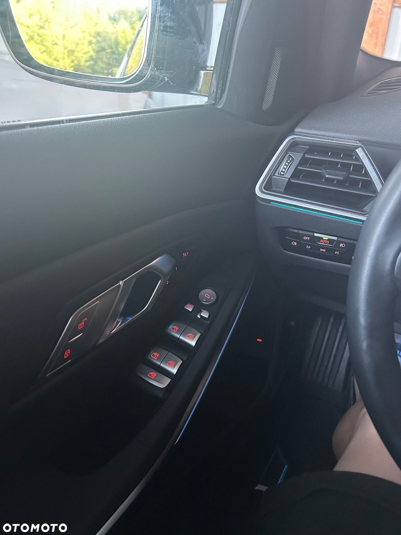 BMW Seria 3 330i Touring M Sport - 35