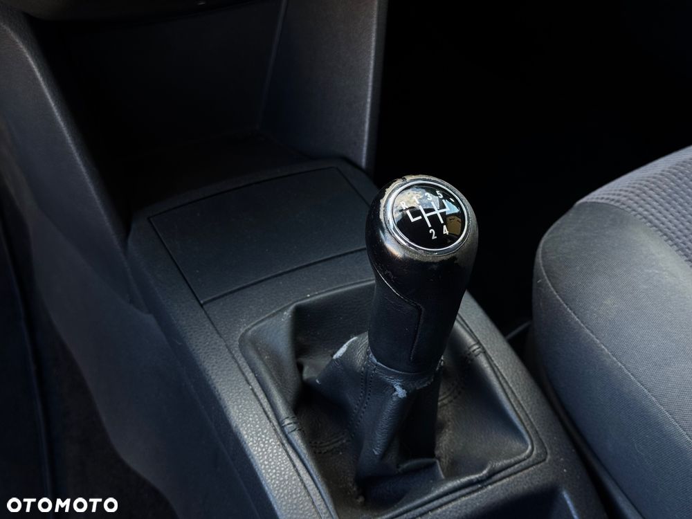 Volkswagen Polo - 11
