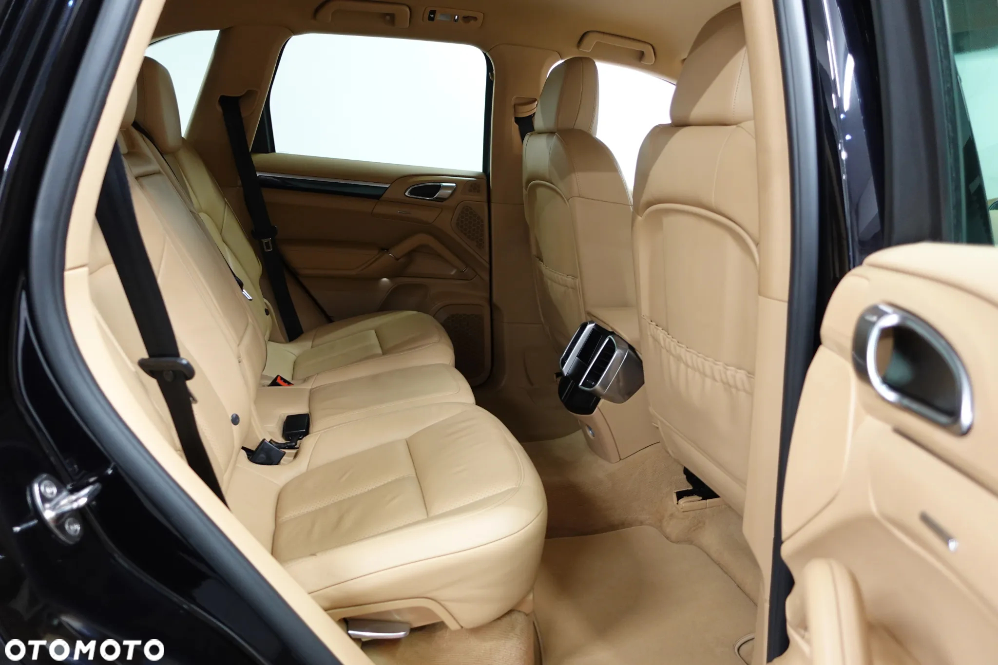 Porsche Cayenne Diesel Platinum Edition - 29