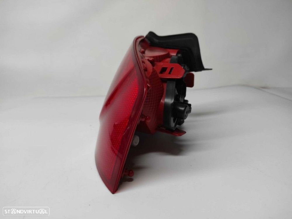 FAROLIM TRASEIRO DIREITO SEAT EXEO BERLINA (3R2) REFERENCE - 6