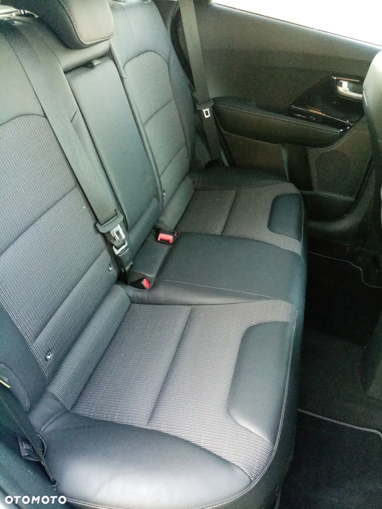 Kia Niro - 13