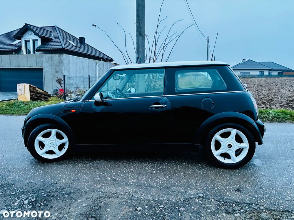 MINI Cooper Seven - 5