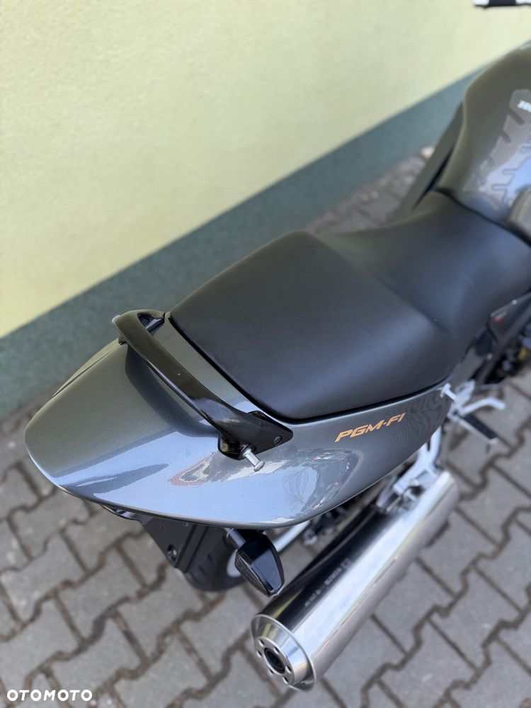 Honda CBR - 12