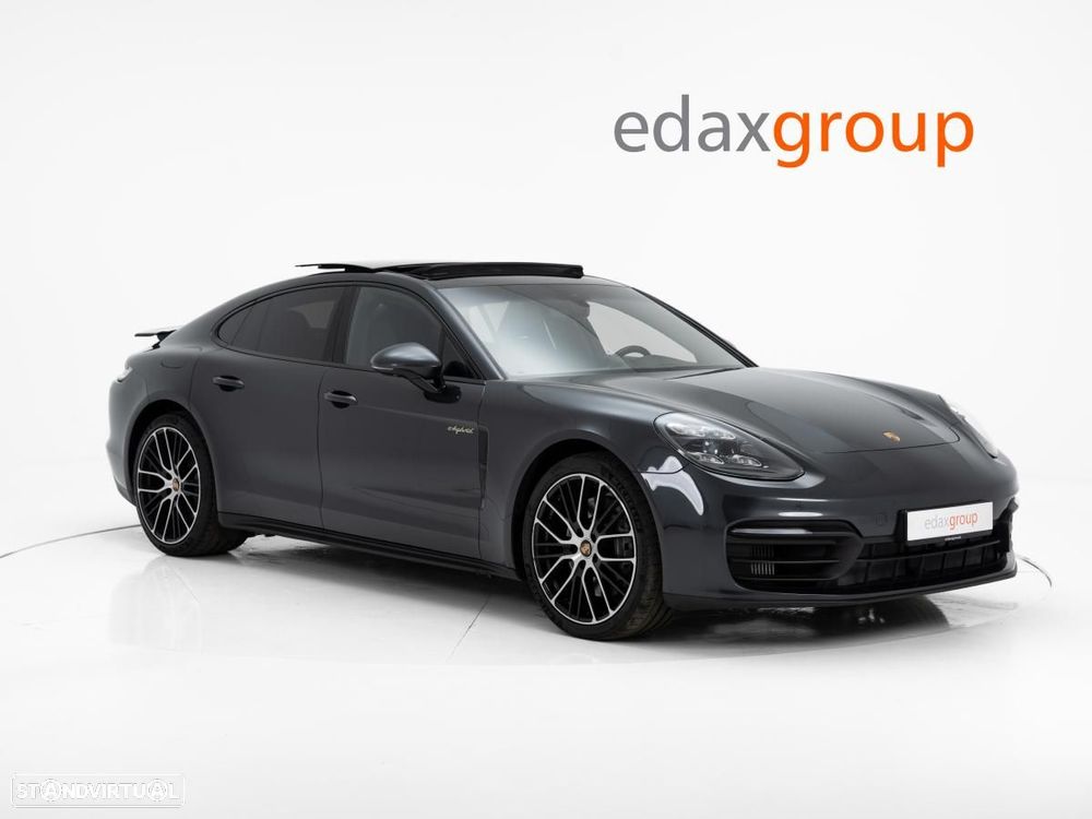Porsche Panamera 4 E-Hybrid - 1