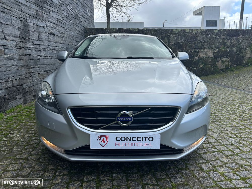 Volvo V40 2.0 D2 Momentum Eco - 3