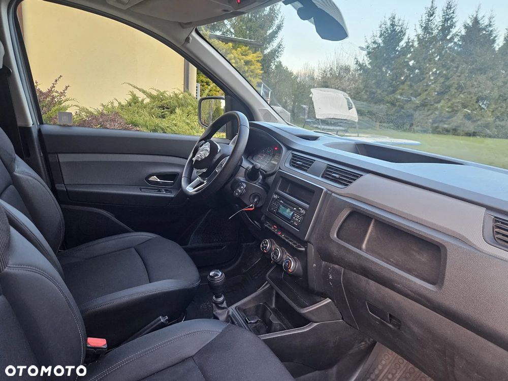 Renault Express - 18