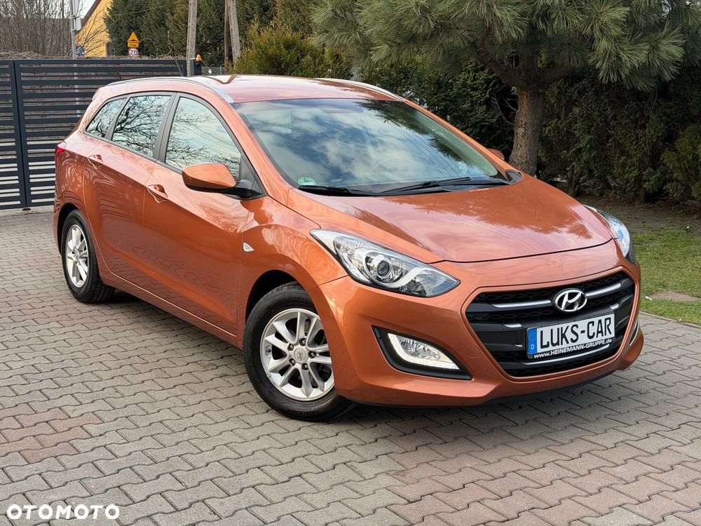 Hyundai i30 1.6 Comfort - 10