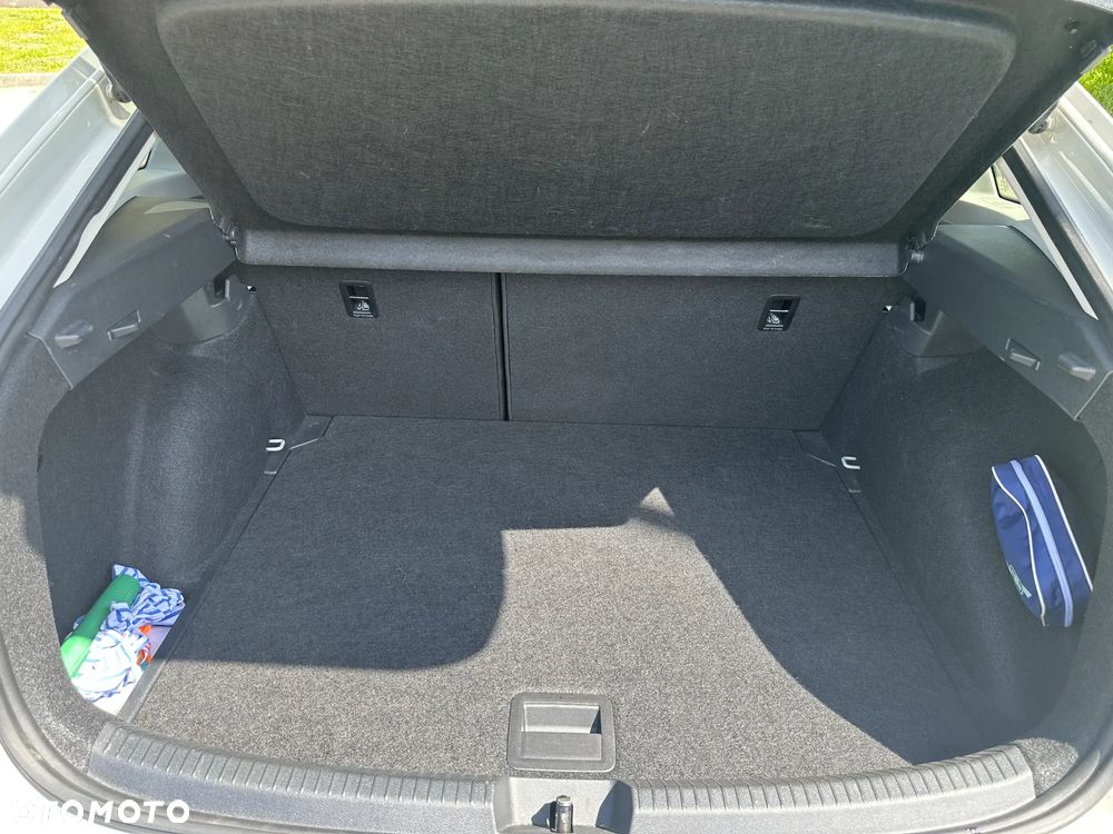 Volkswagen Taigo 1.5 TSI ACT Style DSG - 9