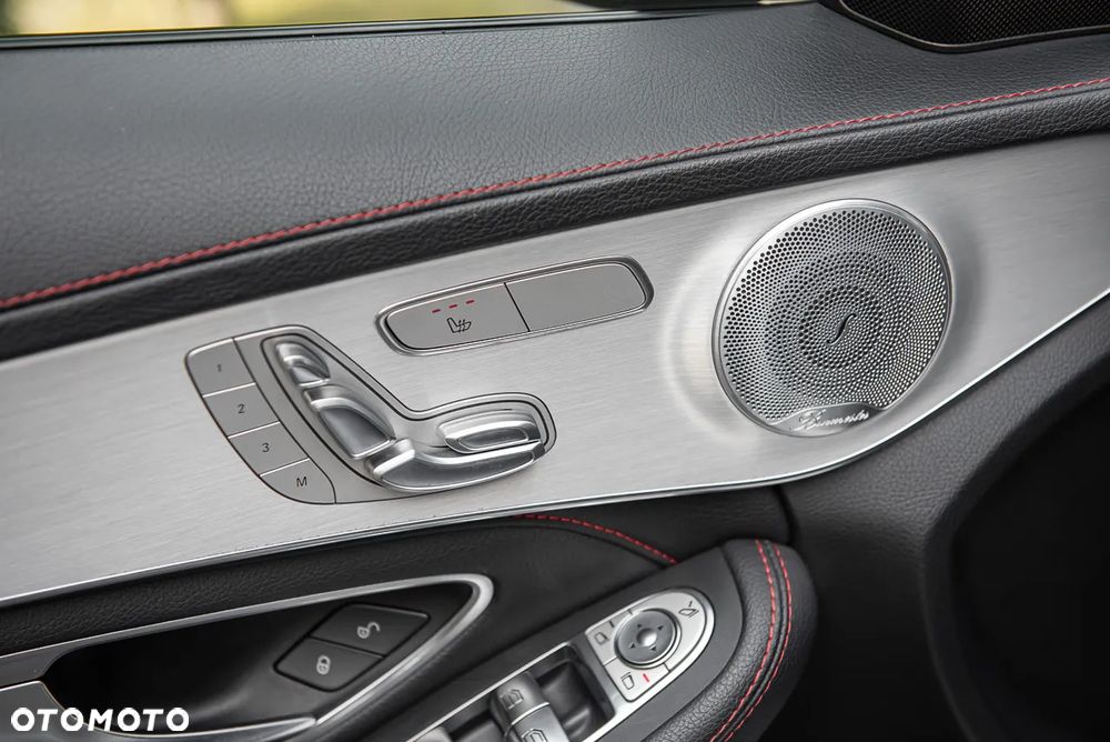 Mercedes-Benz Klasa C AMG 43 4Matic 9G-TRONIC - 16