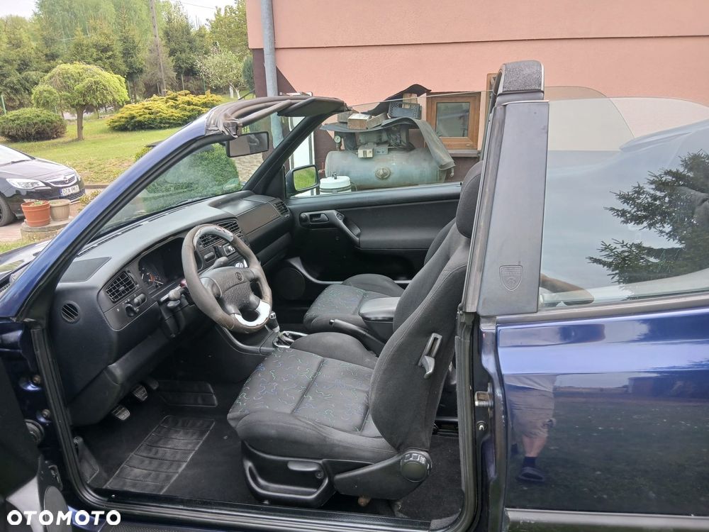 Volkswagen Golf - 10