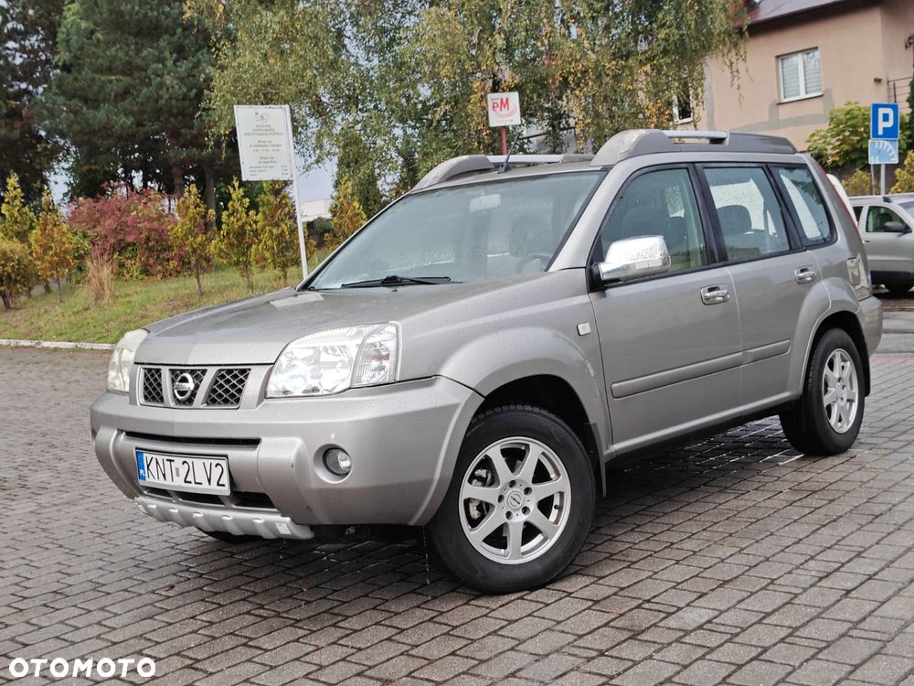 Nissan X-Trail 2.0 4x4 Comfort - 24
