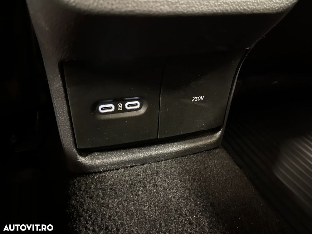 Skoda Octavia 2.0 TDI DSG Ambition - 28